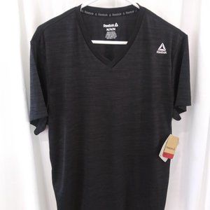 REEBOK MENS ATHLETIC SHIRT SIZE M